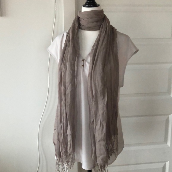 Grey Scarf - Picture 2 of 2